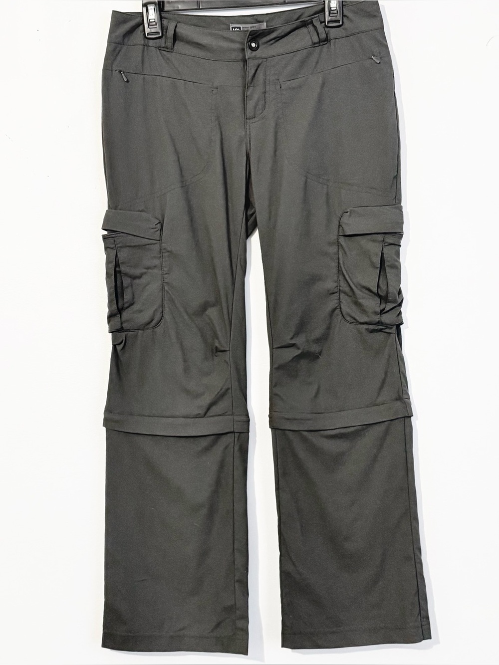REI Co-op Women’s Convertible Zip Off Hiking Cargo Pants Gray Size 6 Petite